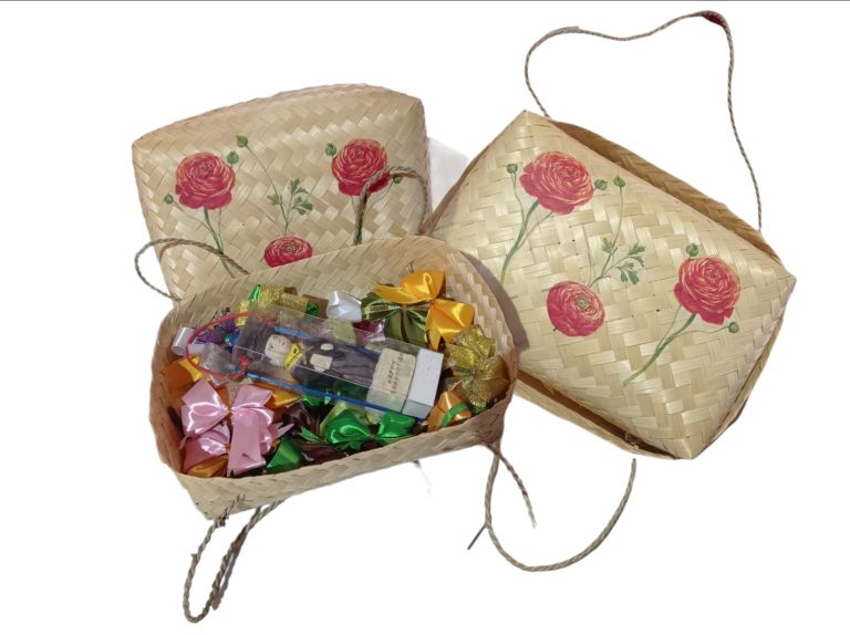 PEGUN TAS DECO